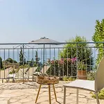 Mounda Vila Ratzaklíon
